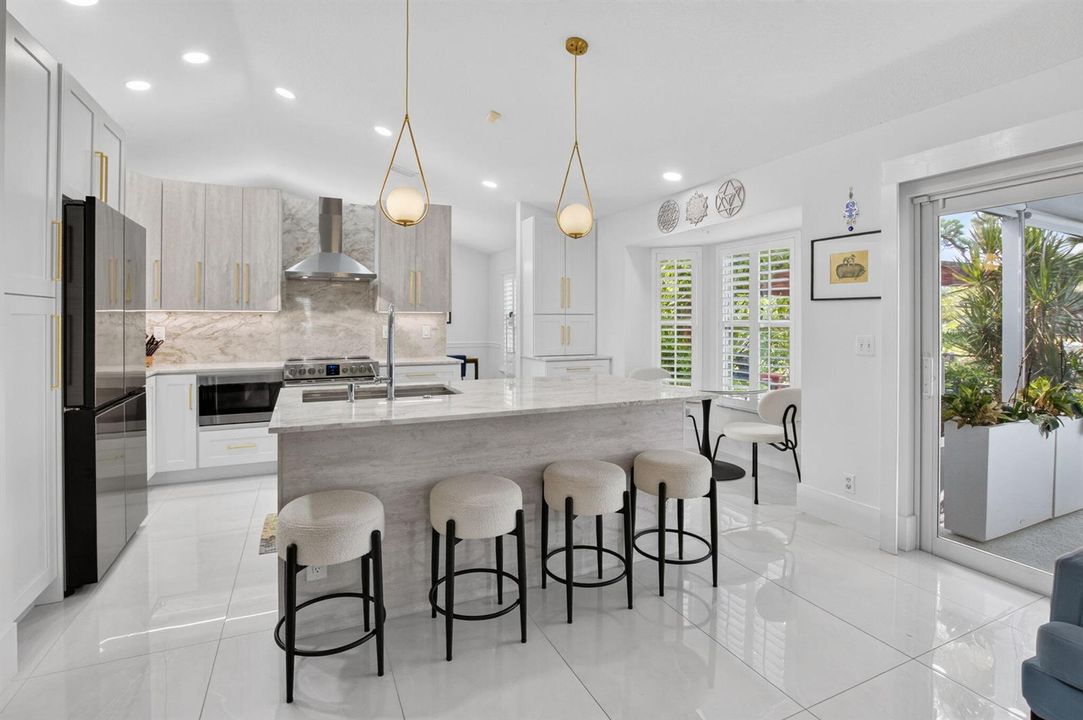 3864 Kitchen 2