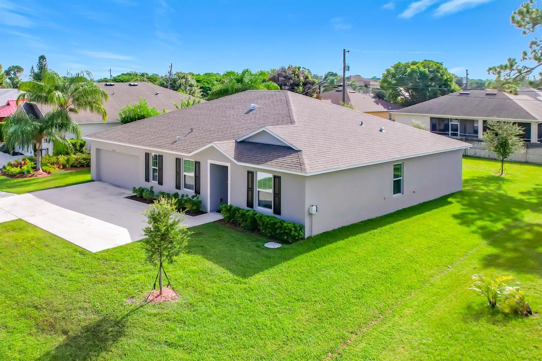 2865 SW Savona Boulevard-3
