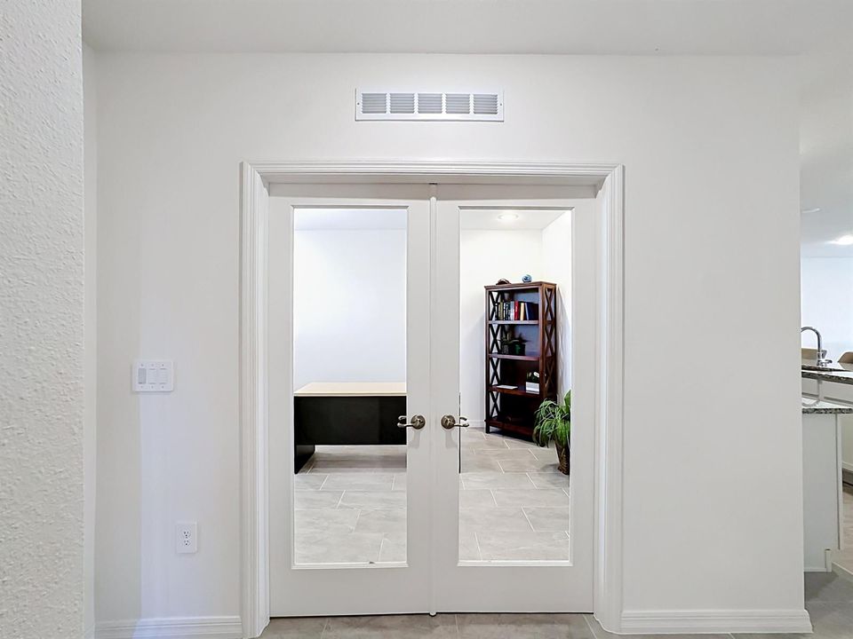 2865 SW Savona Boulevard-22