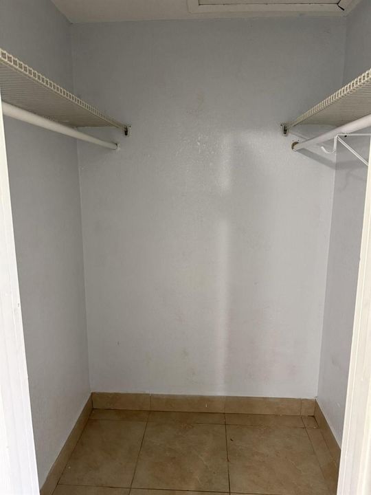Walk In closet bedroom 1