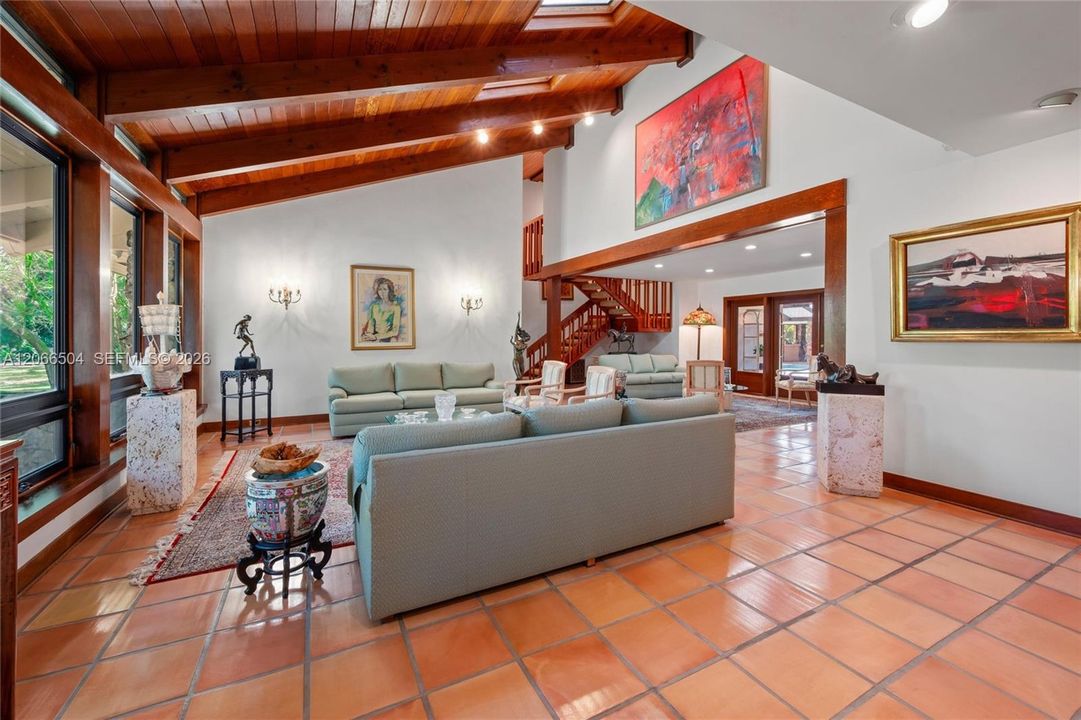 For Sale: $11,300,000 (7 beds, 5 baths, 6371 Square Feet)