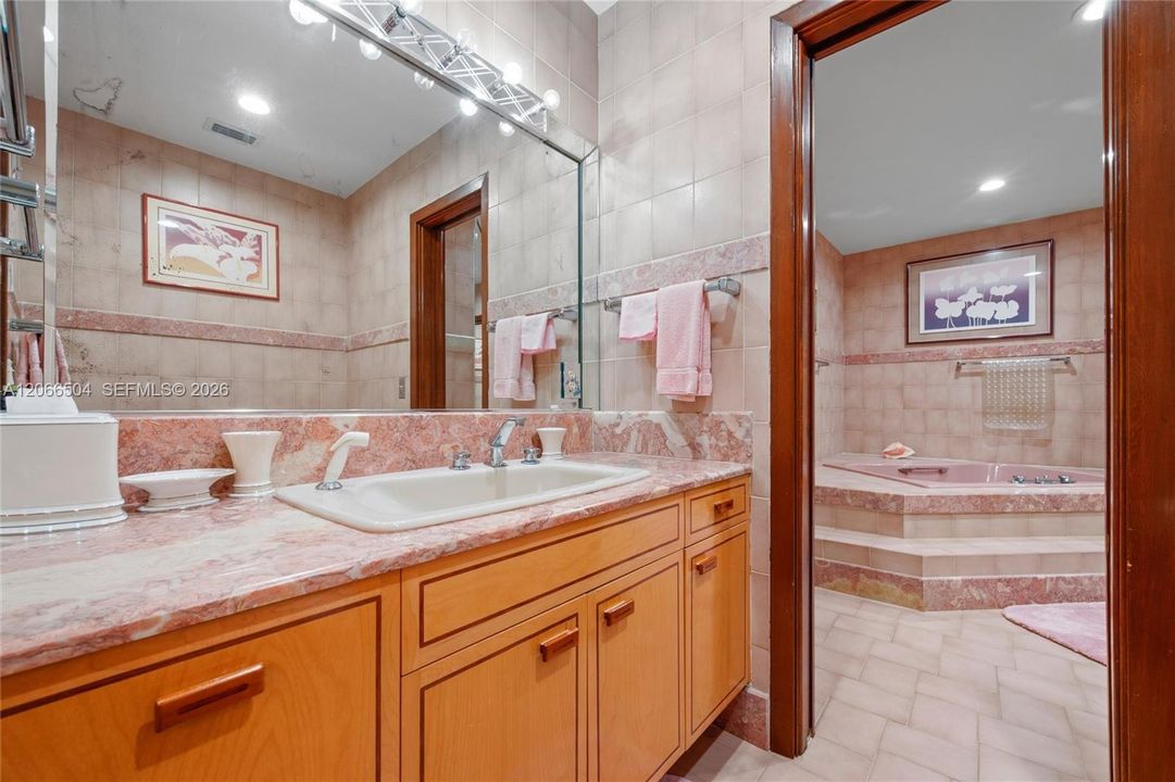 For Sale: $11,300,000 (7 beds, 5 baths, 6371 Square Feet)