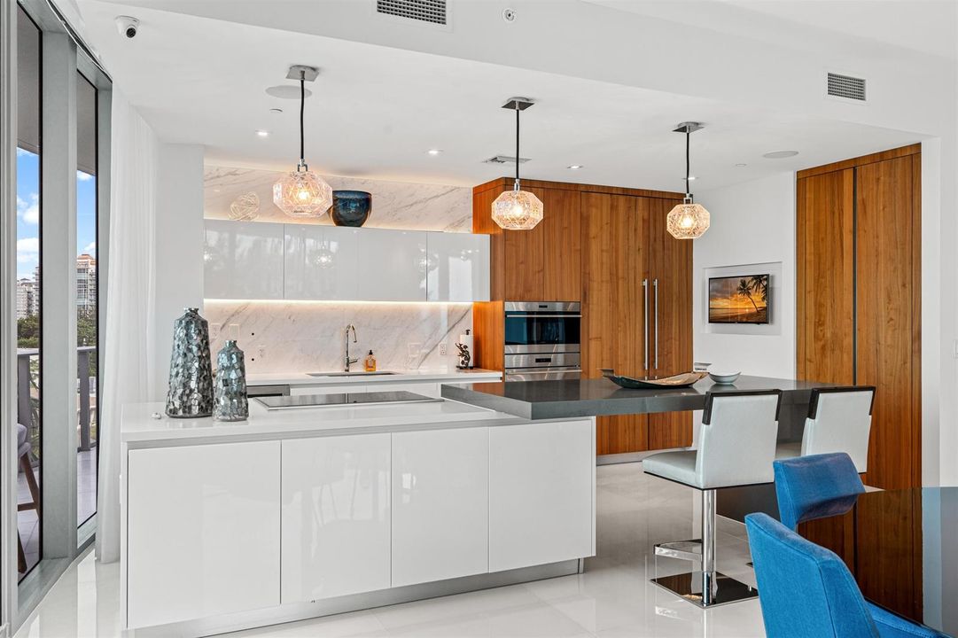 KITCHEN_ANGLE_RIGHT