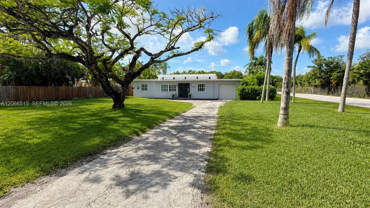 For Sale: $1,639,000 (0.64 acres)