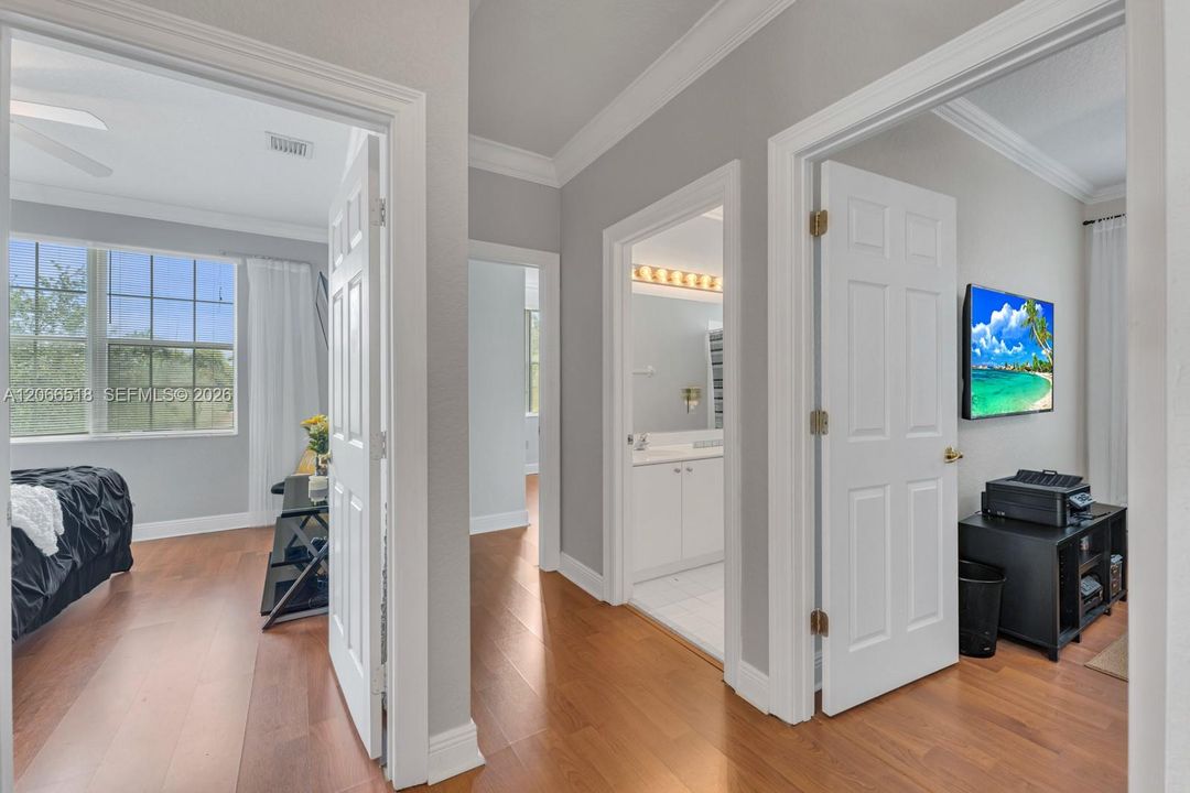 For Rent: $6,300 (6 beds, 5 baths, 3967 Square Feet)