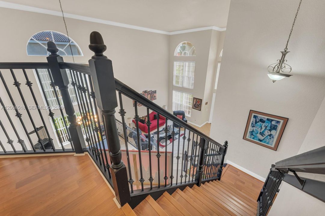 For Rent: $6,300 (6 beds, 5 baths, 3967 Square Feet)