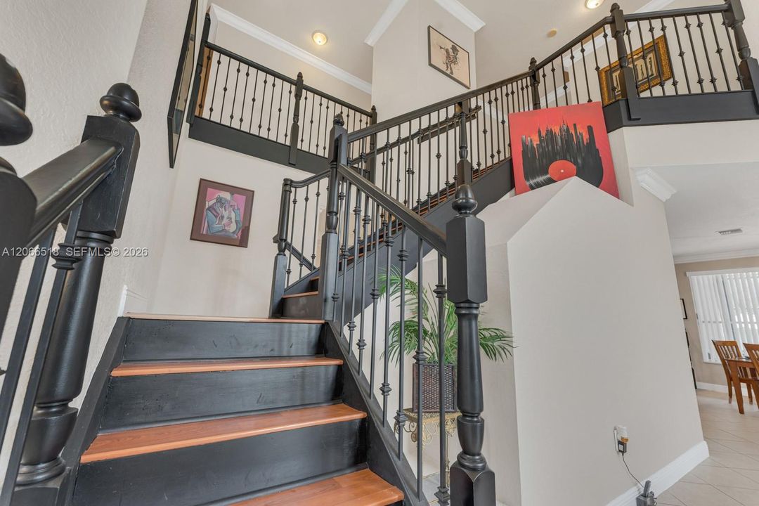 For Rent: $6,300 (6 beds, 5 baths, 3967 Square Feet)