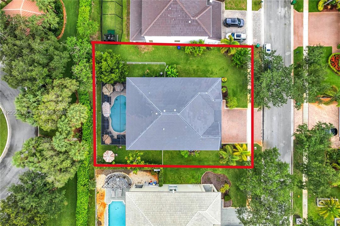 For Rent: $6,300 (6 beds, 5 baths, 3967 Square Feet)