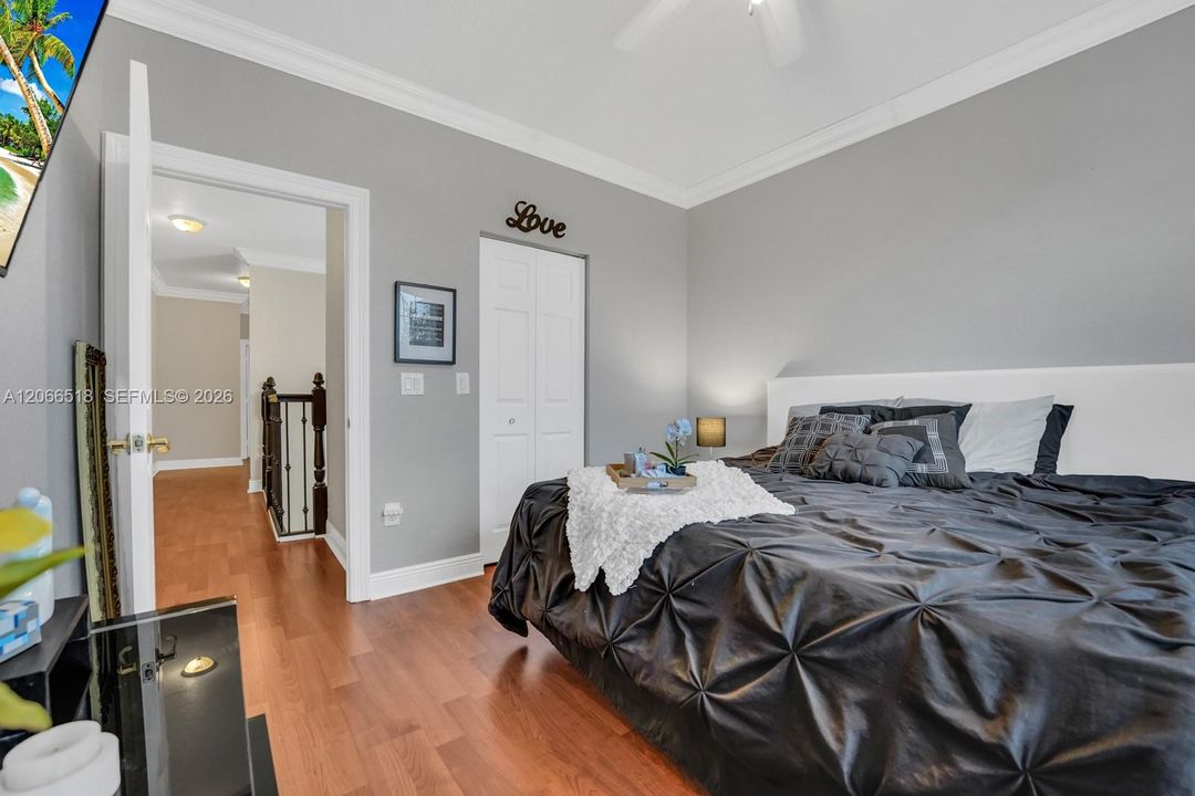 For Rent: $6,300 (6 beds, 5 baths, 3967 Square Feet)