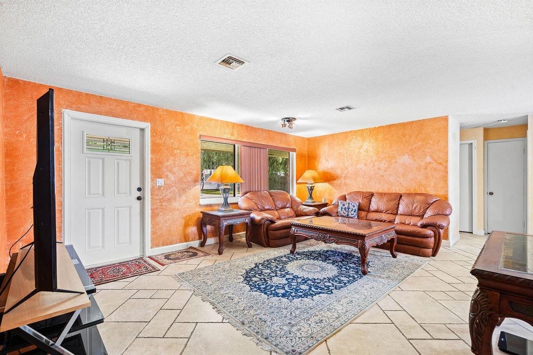007-5811Southwest53rdTerrace-Davie-FL-33