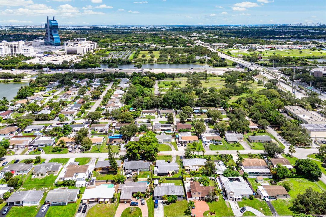 043-5811Southwest53rdTerrace-Davie-FL-33