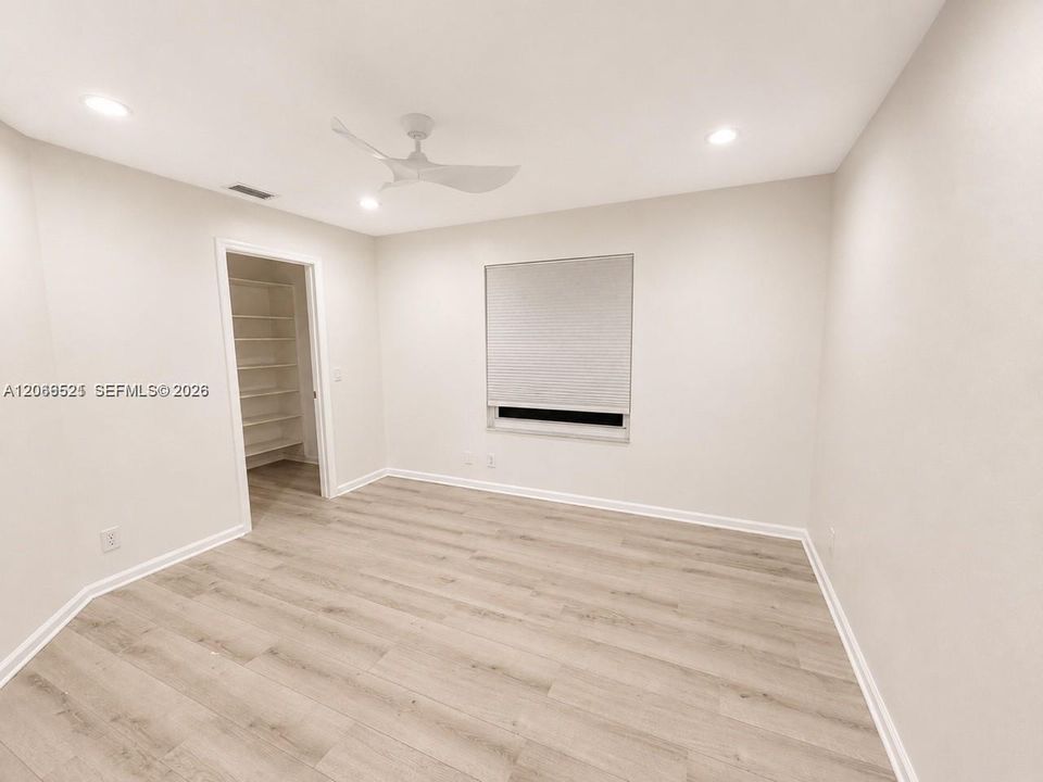 For Sale: $1,650,000 (5 beds, 3 baths, 3426 Square Feet)