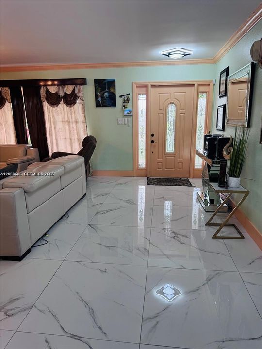 For Sale: $750,000 (4 beds, 2 baths, 1774 Square Feet)