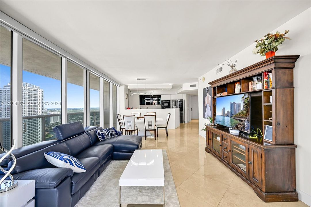 For Rent: $8,500 (2 beds, 2 baths, 1448 Square Feet)