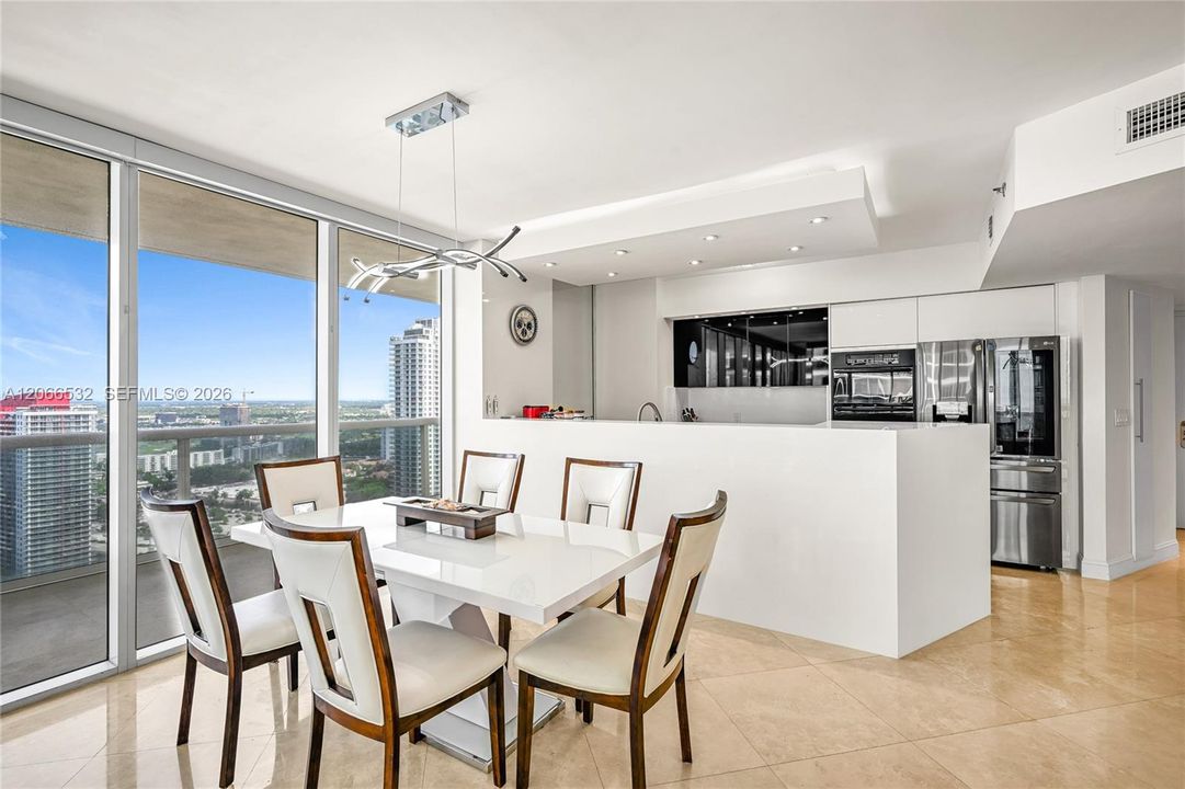 For Rent: $8,500 (2 beds, 2 baths, 1448 Square Feet)