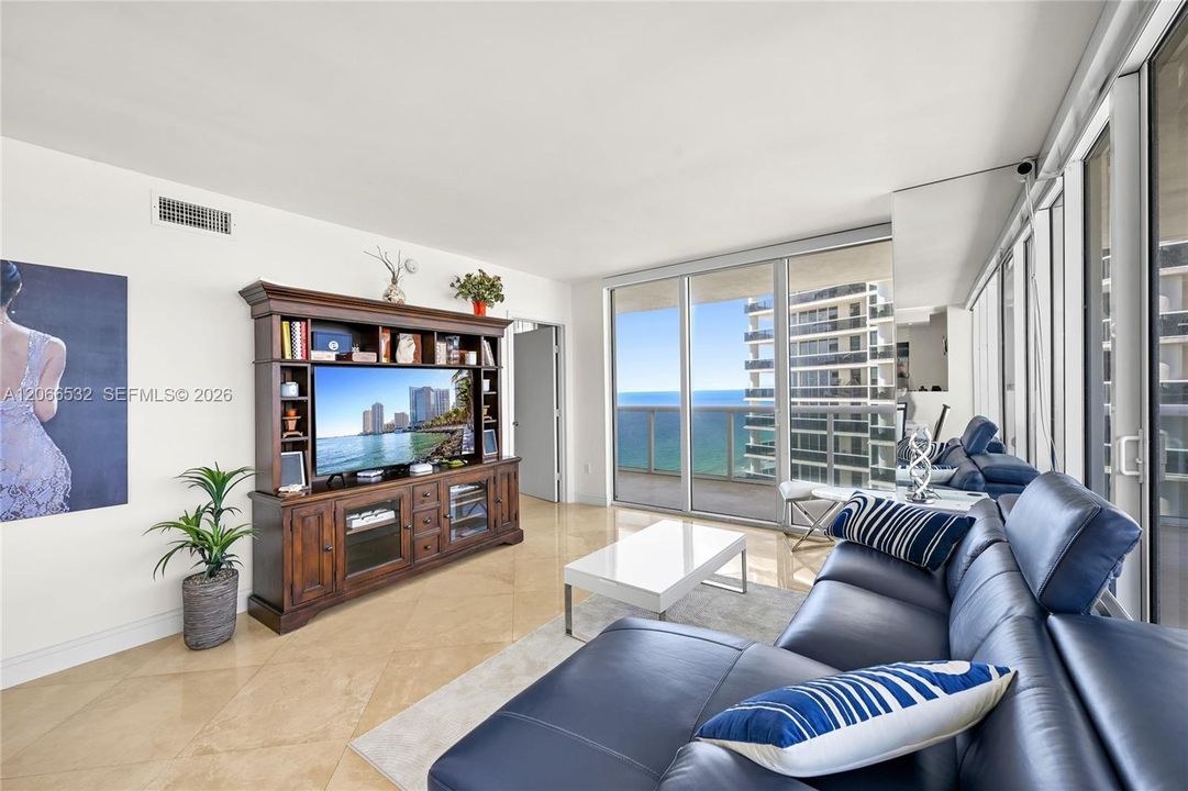 For Rent: $8,500 (2 beds, 2 baths, 1448 Square Feet)