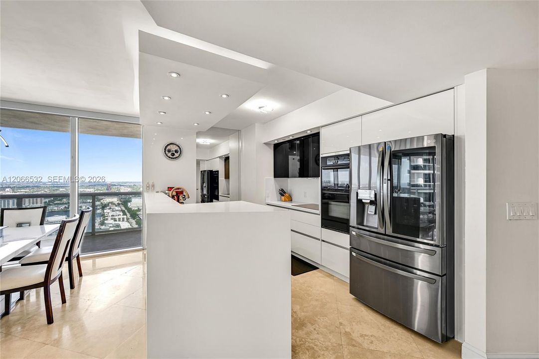 For Rent: $8,500 (2 beds, 2 baths, 1448 Square Feet)