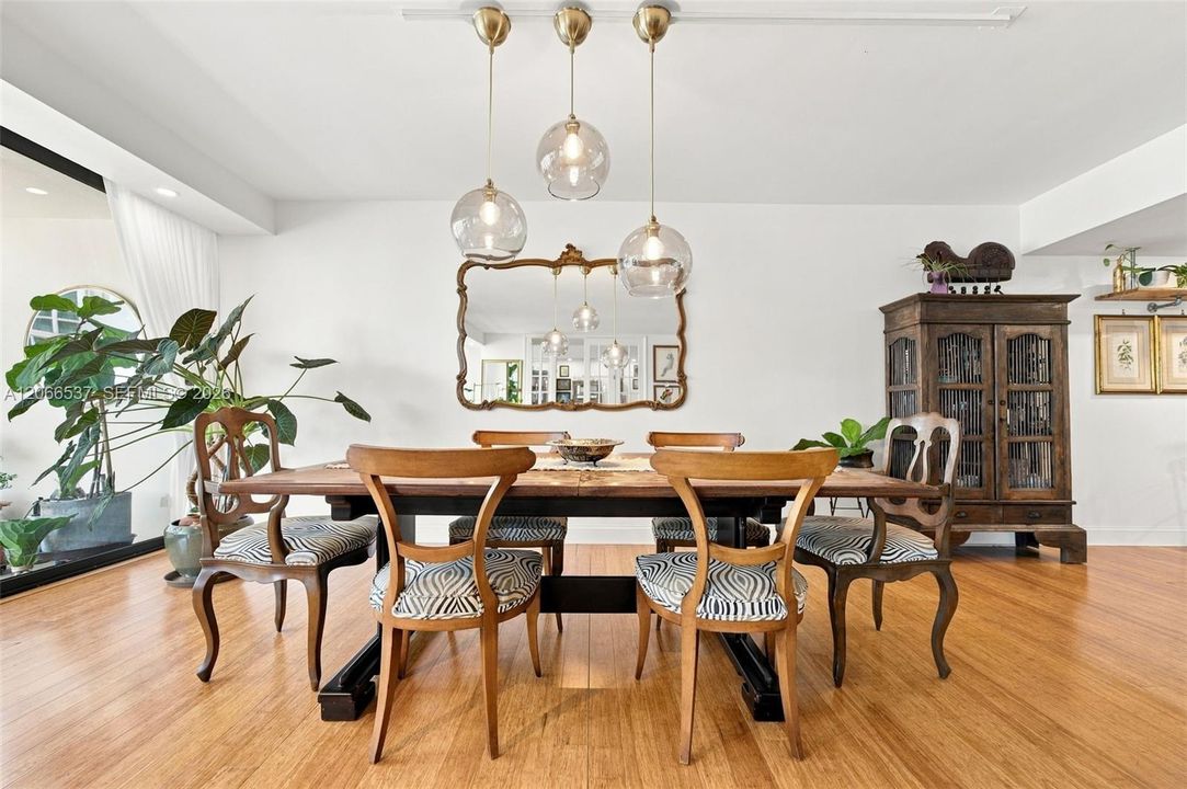 For Sale: $1,499,000 (3 beds, 2 baths, 2060 Square Feet)