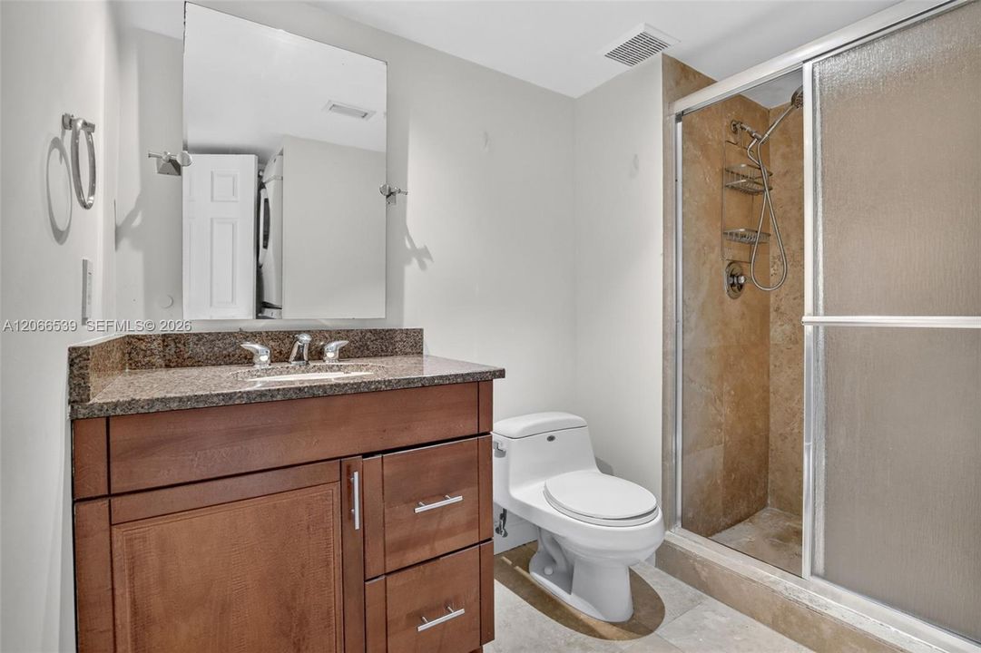 For Rent: $2,300 (2 beds, 2 baths, 1256 Square Feet)