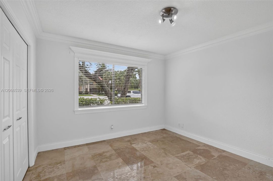For Rent: $2,300 (2 beds, 2 baths, 1256 Square Feet)