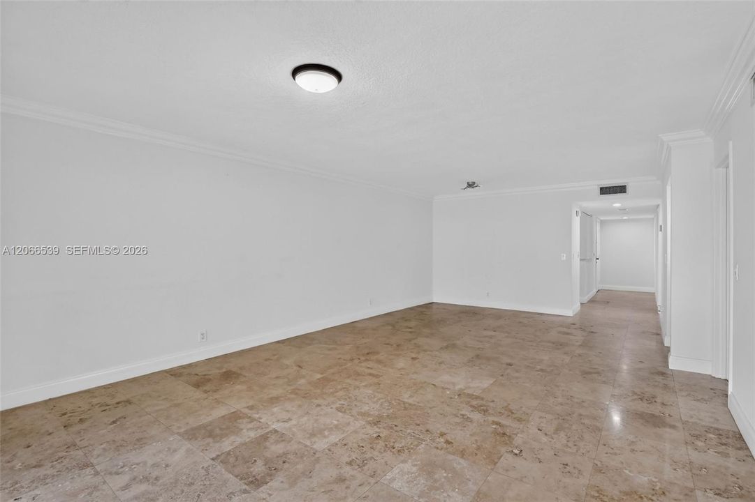 For Rent: $2,300 (2 beds, 2 baths, 1256 Square Feet)