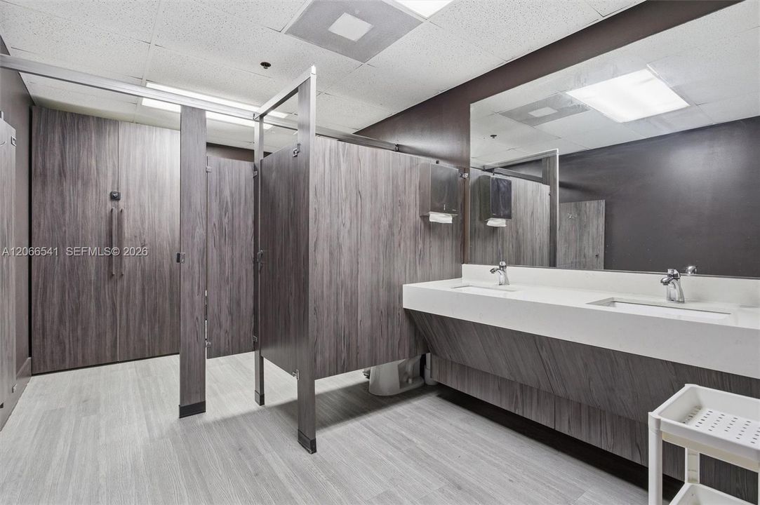 For Sale: $11,300,000 (0 beds, 0 baths, 0 Square Feet)