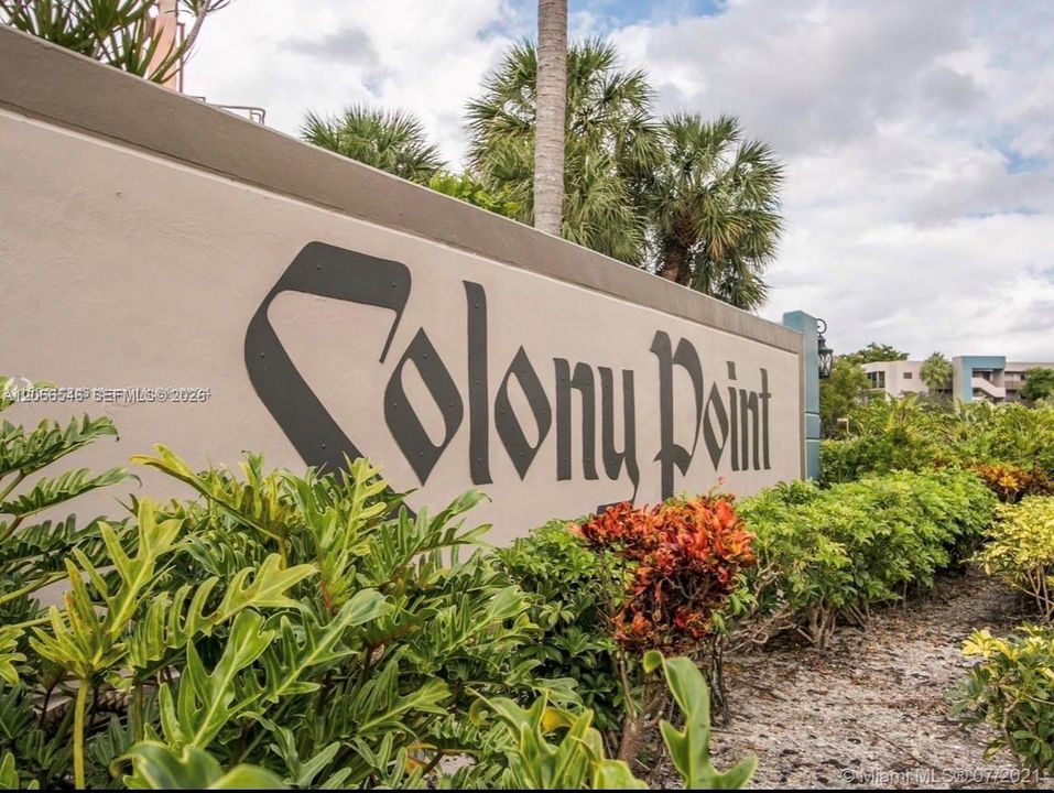 For Sale: $185,000 (2 beds, 2 baths, 1021 Square Feet)