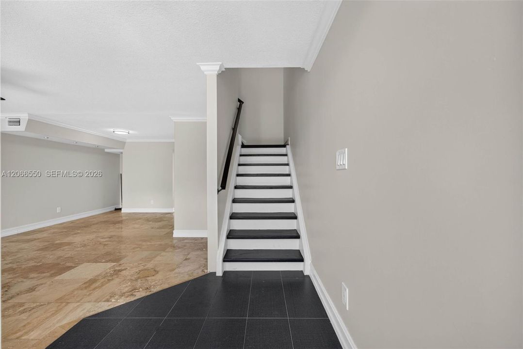For Sale: $475,000 (3 beds, 2 baths, 1588 Square Feet)