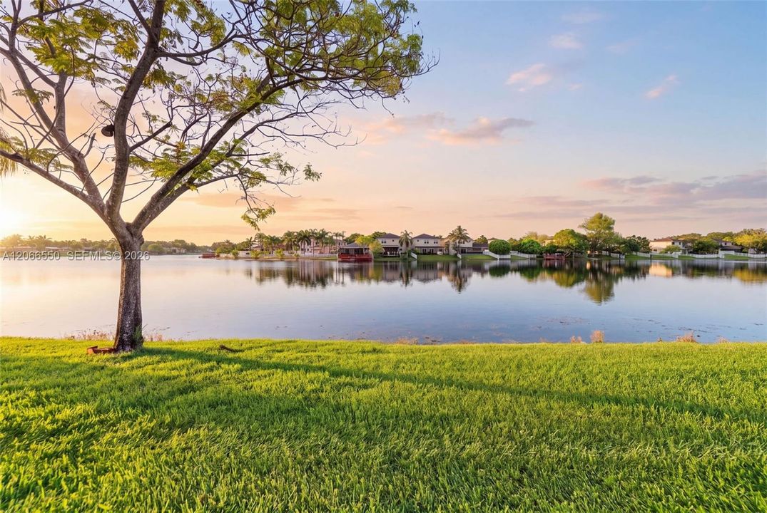 For Sale: $475,000 (3 beds, 2 baths, 1588 Square Feet)