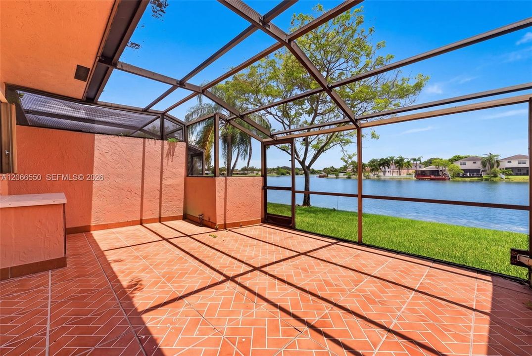 For Sale: $475,000 (3 beds, 2 baths, 1588 Square Feet)