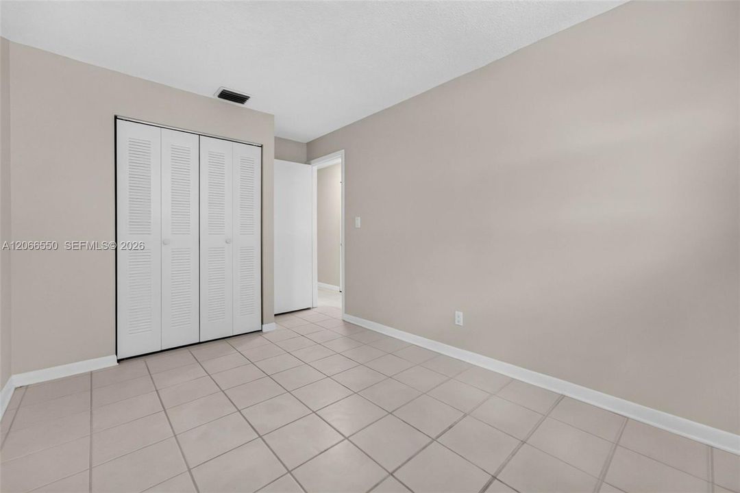 For Sale: $475,000 (3 beds, 2 baths, 1588 Square Feet)