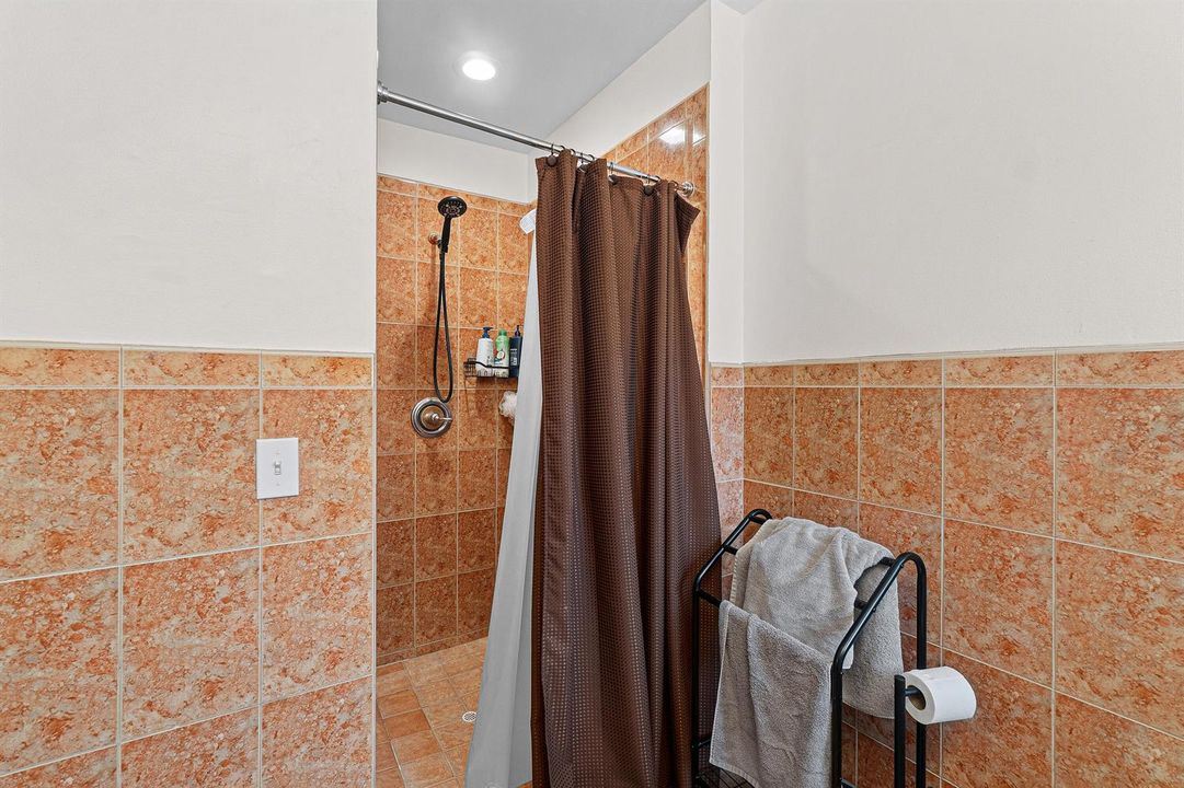 P Shower