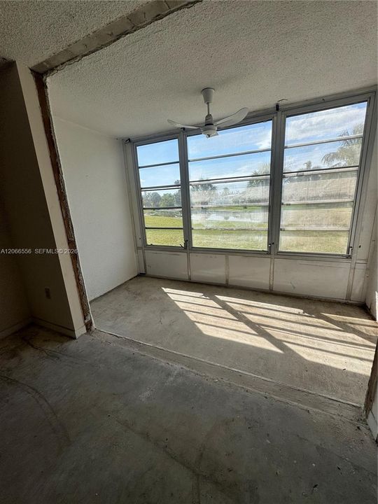 En Venta: $97,900 (2 camas, 2 baños, 850 Pies cuadrados)