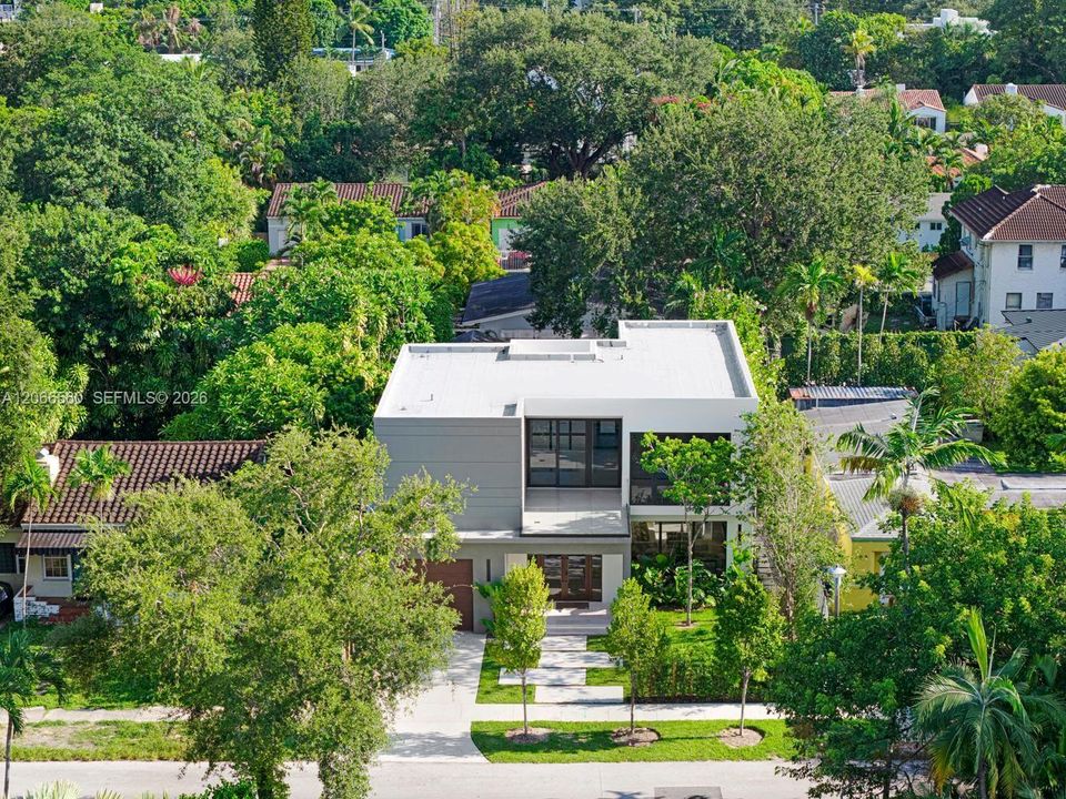 For Sale: $2,850,000 (4 beds, 2 baths, 3129 Square Feet)