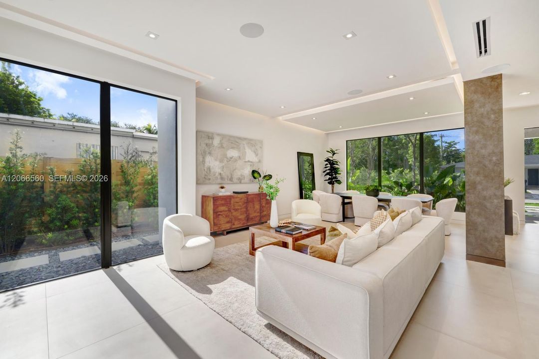 For Sale: $2,850,000 (4 beds, 2 baths, 3129 Square Feet)