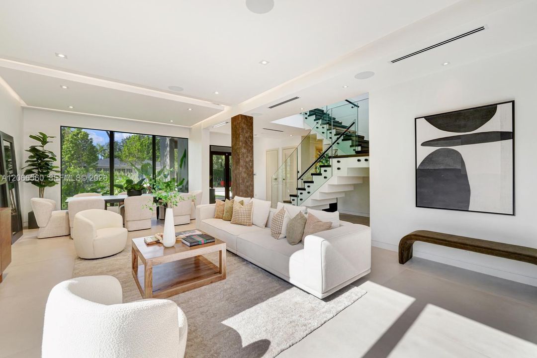 For Sale: $2,850,000 (4 beds, 2 baths, 3129 Square Feet)