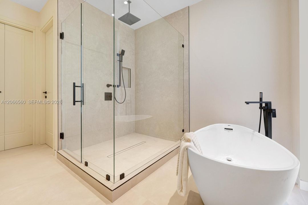 For Sale: $2,850,000 (4 beds, 2 baths, 3129 Square Feet)