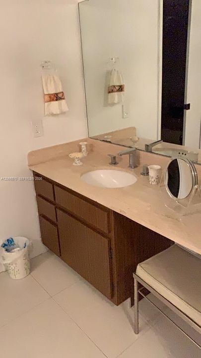 В аренду: $7,500 (2 спален, 2 ванн, 1532 Квадратных фут)