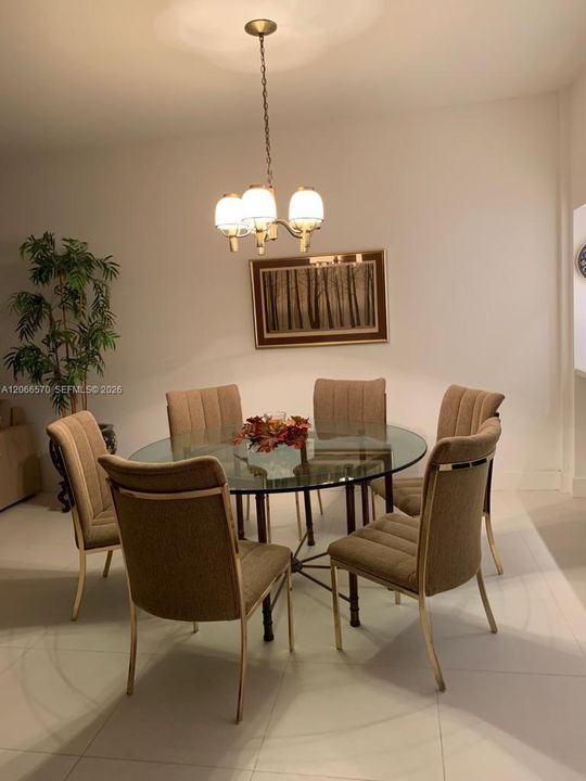 В аренду: $7,500 (2 спален, 2 ванн, 1532 Квадратных фут)
