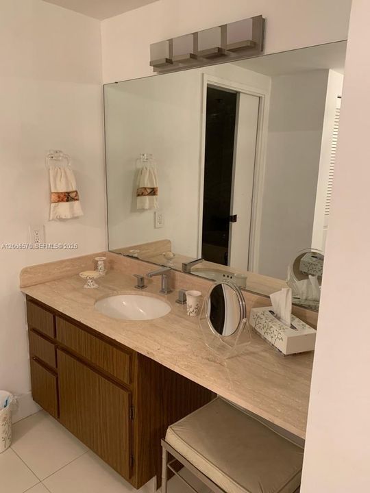 В аренду: $7,500 (2 спален, 2 ванн, 1532 Квадратных фут)