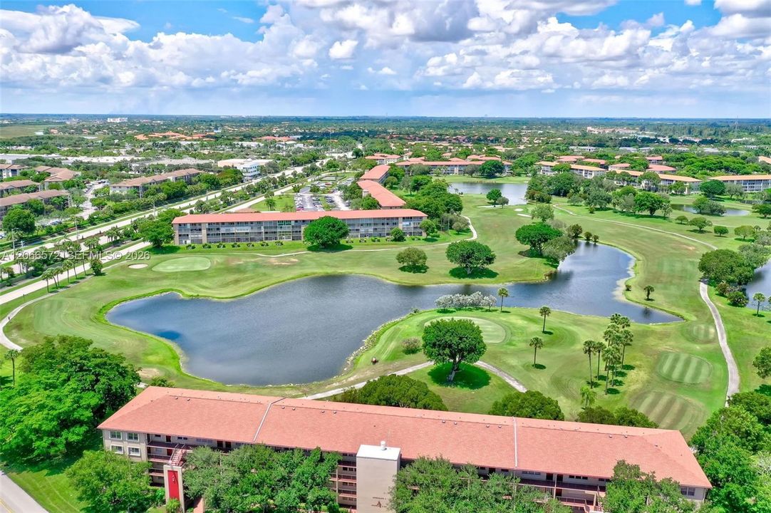 For Sale: $184,900 (2 beds, 2 baths, 1166 Square Feet)