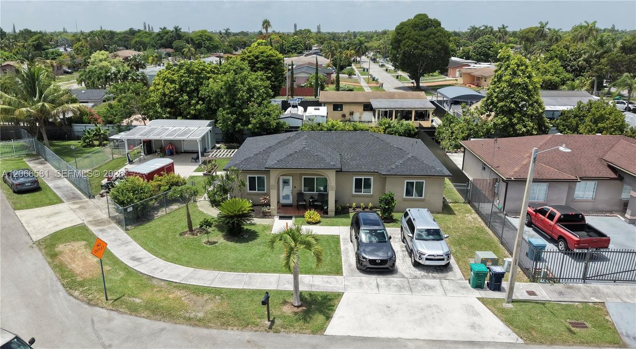 En Venta: $579,500 (3 camas, 2 baños, 1425 Pies cuadrados)