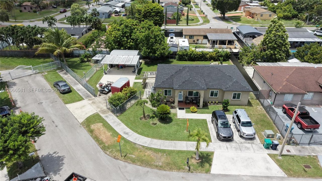 En Venta: $579,500 (3 camas, 2 baños, 1425 Pies cuadrados)