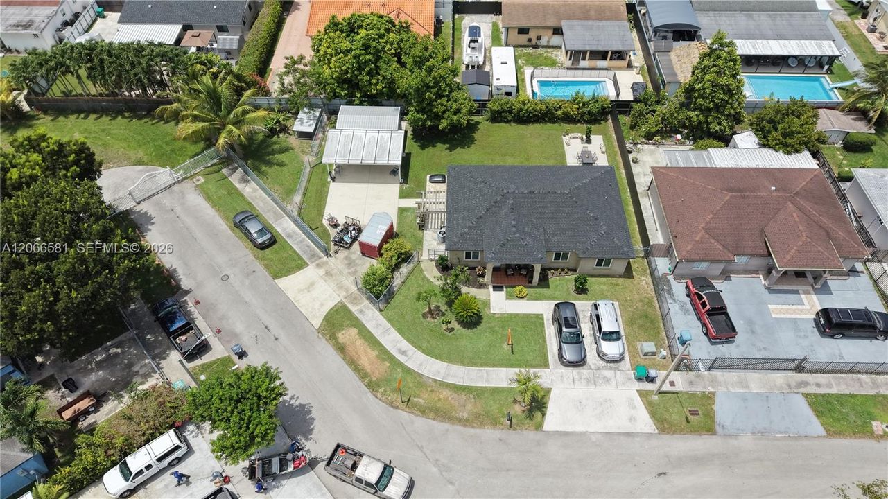En Venta: $579,500 (3 camas, 2 baños, 1425 Pies cuadrados)