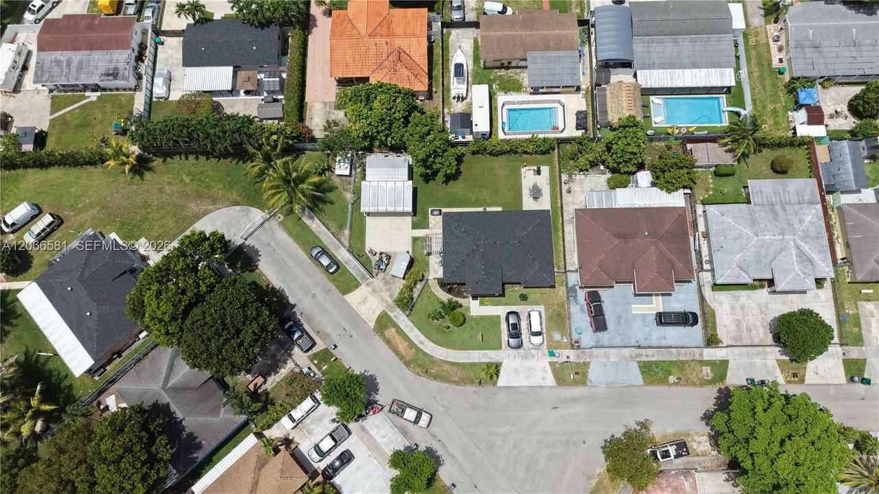 En Venta: $579,500 (3 camas, 2 baños, 1425 Pies cuadrados)