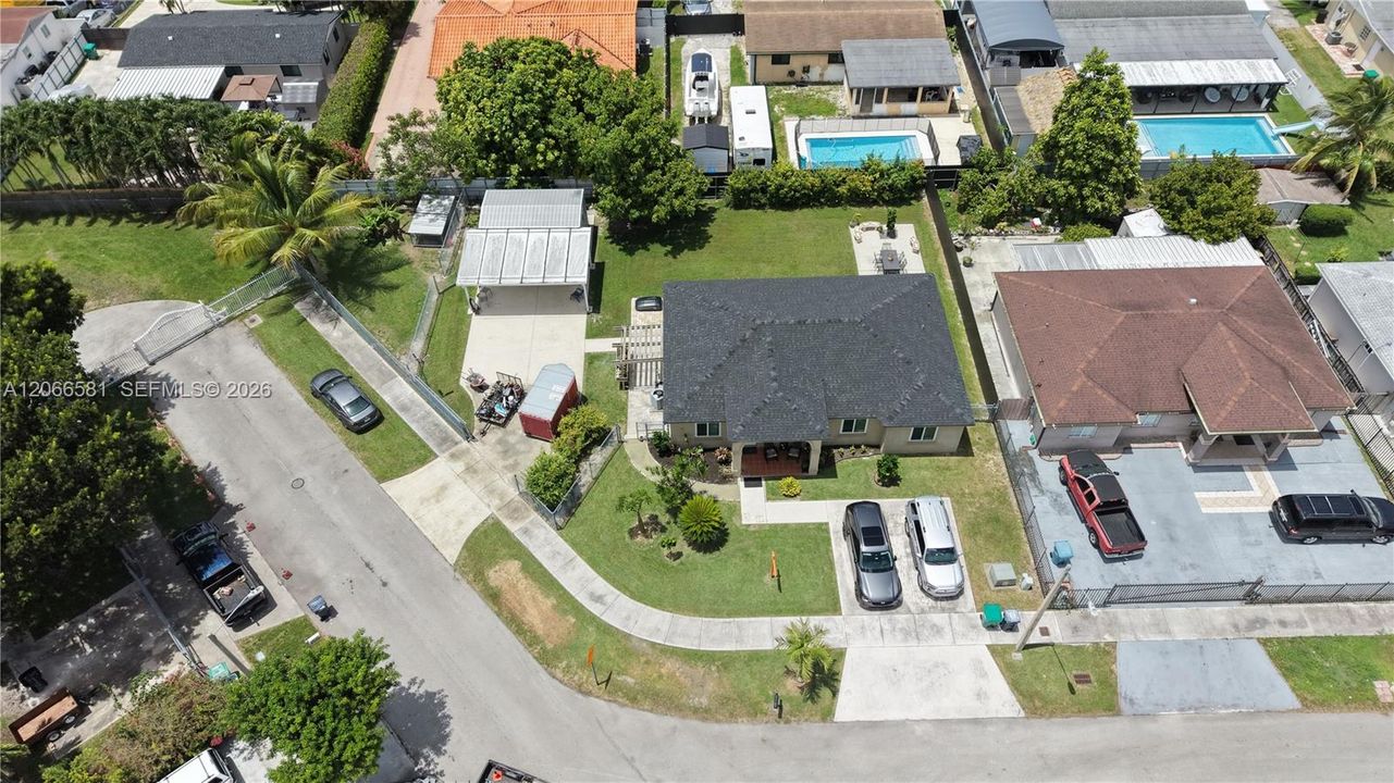 En Venta: $579,500 (3 camas, 2 baños, 1425 Pies cuadrados)