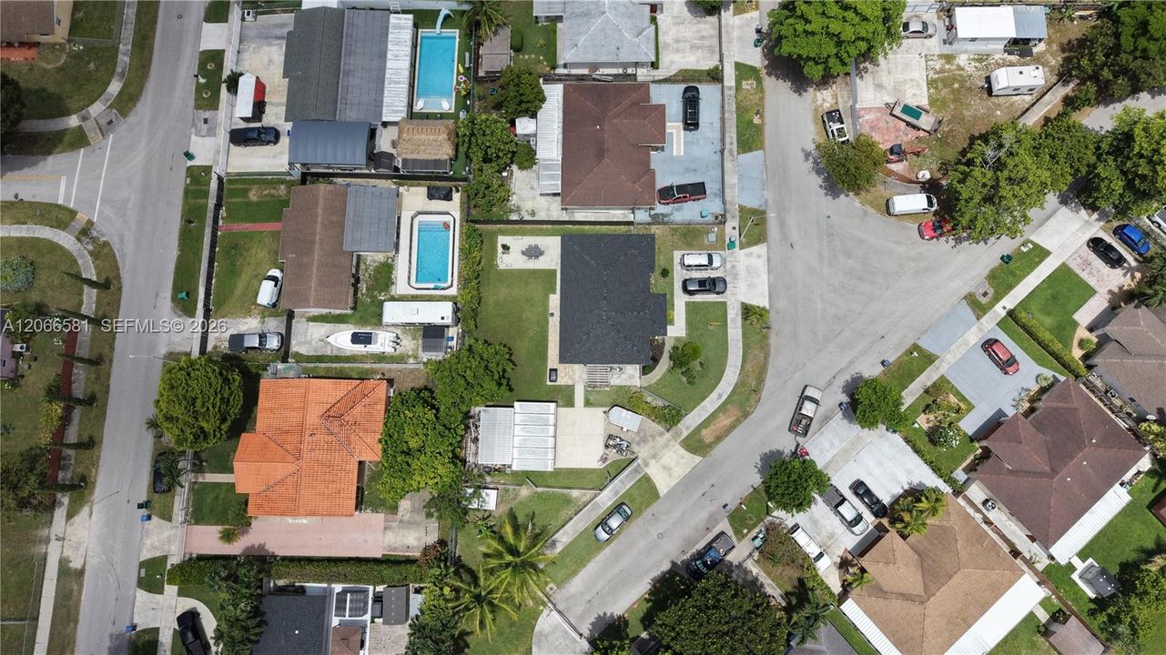 En Venta: $579,500 (3 camas, 2 baños, 1425 Pies cuadrados)