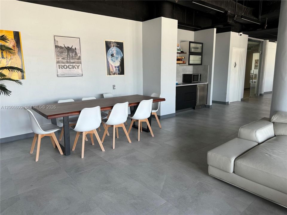 Common areas - Lounge Room