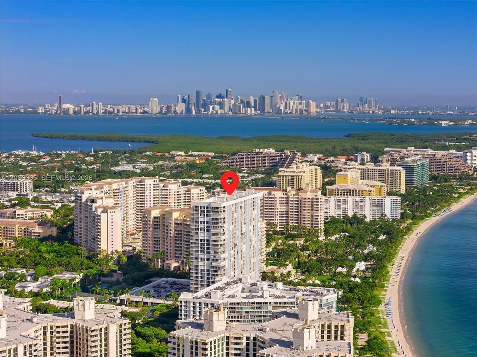 В аренду: $22,000 (3 спален, 3 ванн, 3120 Квадратных фут)