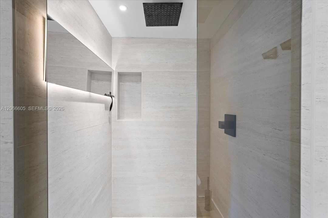 В аренду: $22,000 (3 спален, 3 ванн, 3120 Квадратных фут)